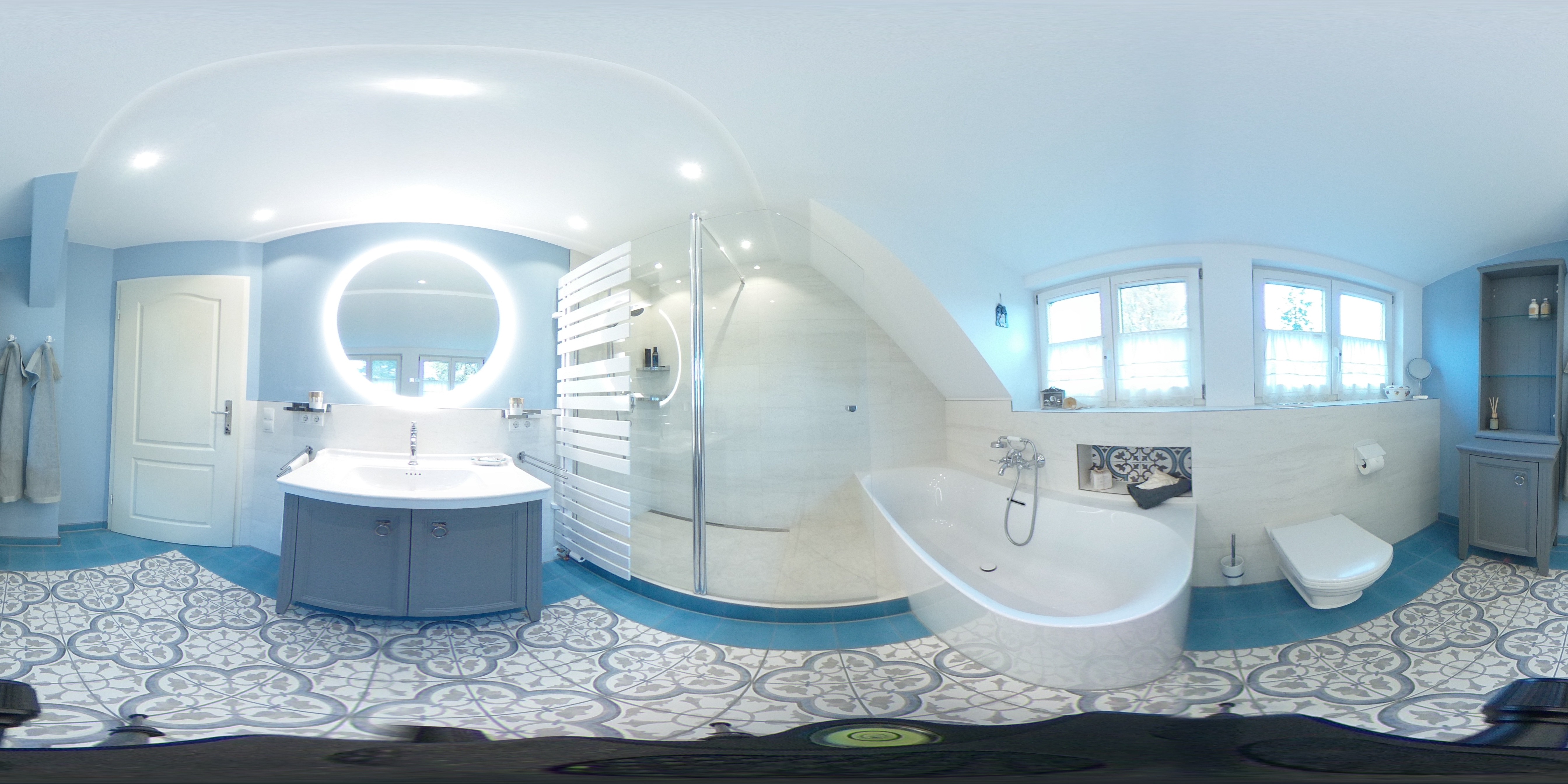 Badezimmer im Landhausstil, 360° Grad Aufnahme