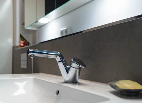 Hybridarmatur Hansa Signatur von HANSA im Komplettbad vom Handwerksunternehmen bad & heizung Laabs in Potsdam.