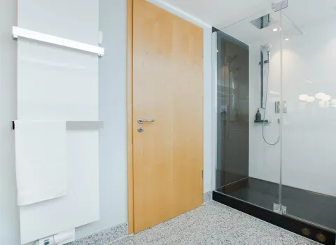 HSK-Heizkörper aus der Atelier-Linie im Klassikbad von Laabs.