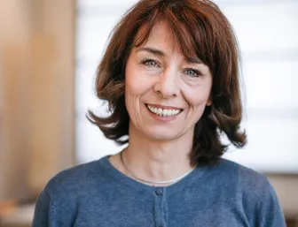 Portrait einer Mitarbeiterin von Laabs GmbH für Heizung, Sanitär und Fliesen.