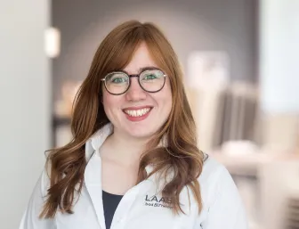 Portrait von Stefanie Laabs von Laabs GmbH für Heizung, Sanitär und Fliesen.